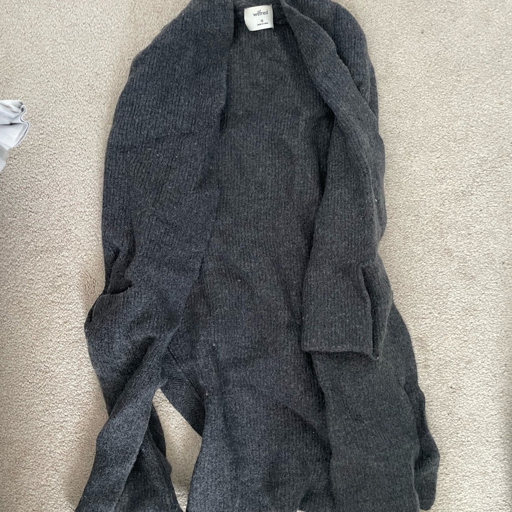 Sleeveless knit cardigan xtra small